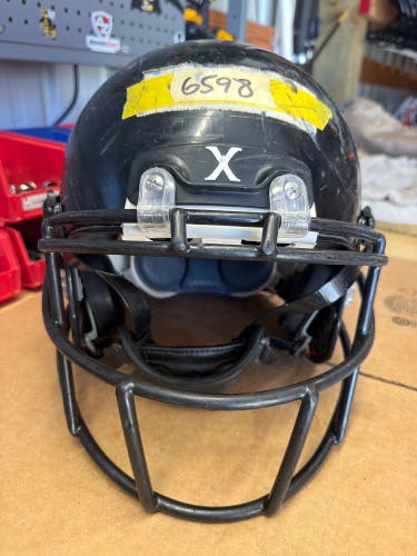 USED XENITH X2E+ YOUTH FOOTBALL HELMET - LARGE - BLACK