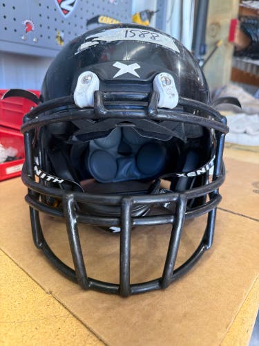 USED XENITH X2E+ YOUTH FOOTBALL HELMET - LARGE - BLACK