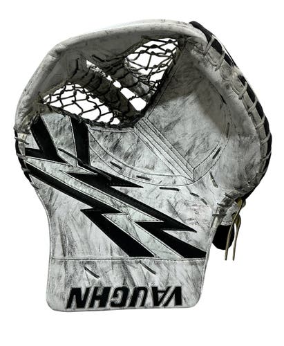 Jaxson Stauber Vaughn Velocity V9 XP 70 Degree Pro Carbon Goalie Glove Pro Stock (Used) 9233
