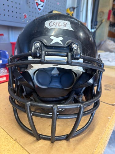 USED XENITH X2E+ YOUTH FOOTBALL HELMET - LARGE - BLACK