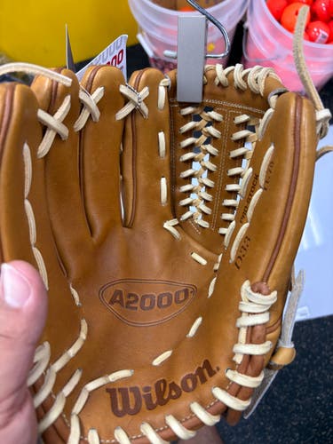 Wilson LH A2000 Baseball Glove 11.75" **New**