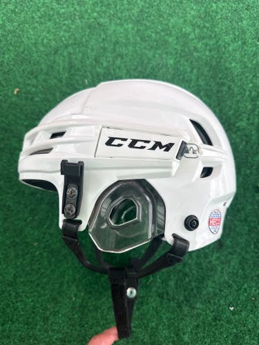 White Small CCM Tacks 910 Helmet (Used)