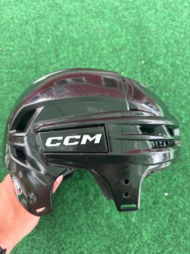 Black Medium CCM Tacks 720 Helmet (Used)