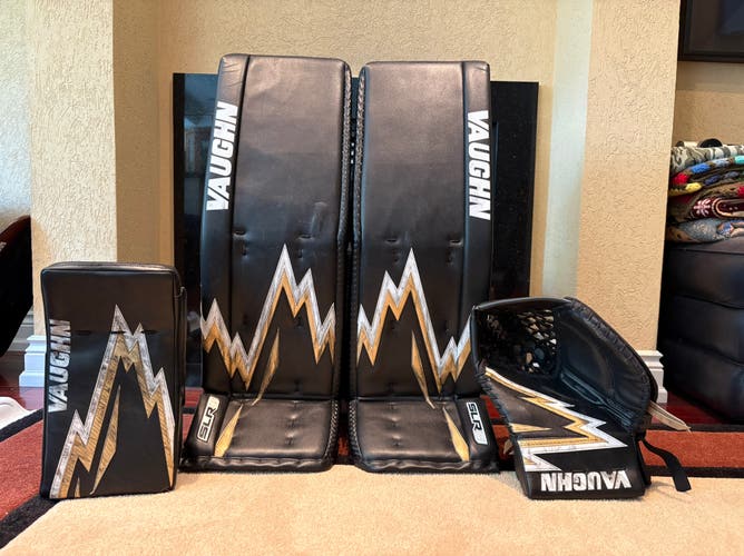 35"+2 2025 Vaughn SLR4 Pro Carbon Regular Goalie Full Set with V10 glove Pro Stock (Used 1 season)