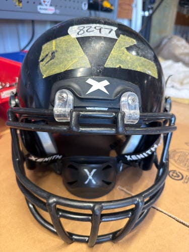 USED XENITH X2E+ YOUTH FOOTBALL HELMET - LARGE - BLACK