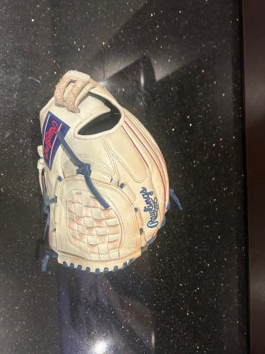 2022 Rawlings Gg elite RH Softball Glove 12" (Used)