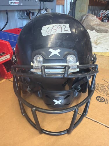USED XENITH X2E+ YOUTH FOOTBALL HELMET - LARGE - BLACK