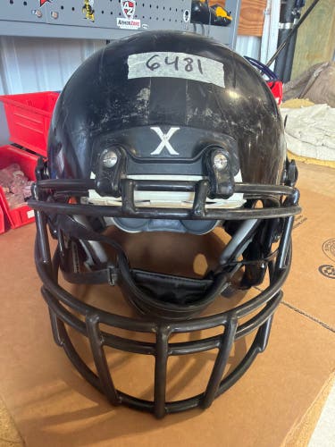 USED XENITH X2E+ YOUTH FOOTBALL HELMET - LARGE - BLACK