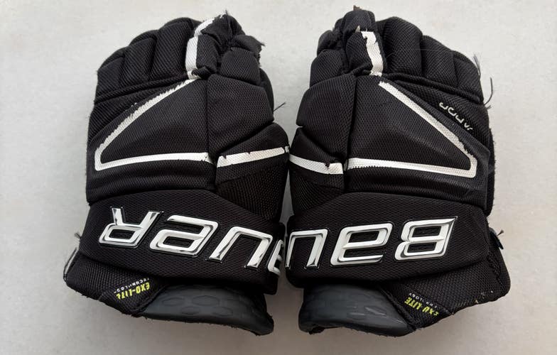 Bauer Vapor Hyperlite Gloves 13" - Black/White (Used)
