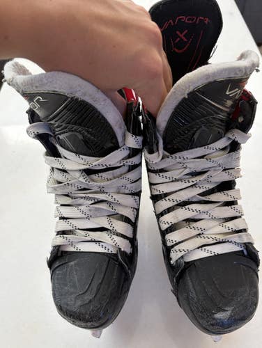Bauer Vapor 3X Hockey Skates Intermediate Size 5 (Used)