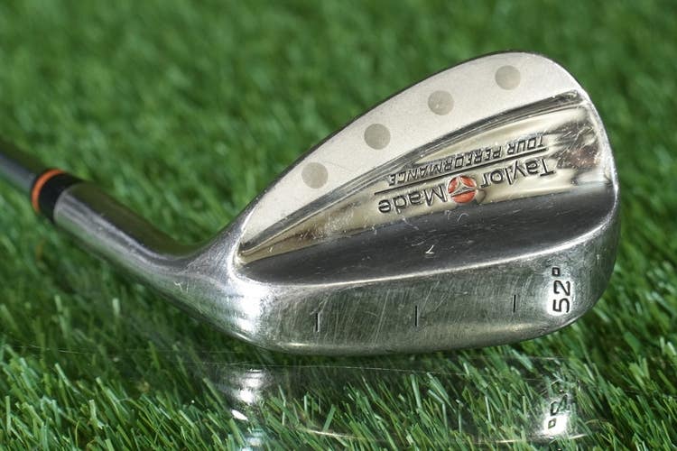 TaylorMade Tour Performance 52 Gap Wedge Dynamic Gold Wedge Flex Steel Shaft RH