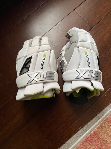 STX Cell V Lacrosse Gloves (Used)