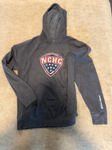 Blue Men's Large Bauer Sweatshirt (Used)