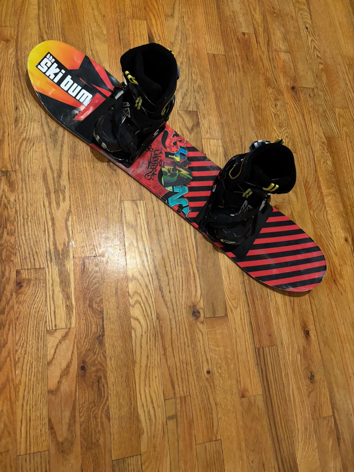 burton - snowboard riglet 90 2025 Burton Kids Riglet Snowboard 2026 Help the youngest rider get rolling with confidence on the Burton Kids Riglet Snowboard Burton RIGLET Kids Snowboard 90cm
