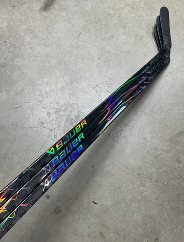 Senior Bauer Vapor Flylite Left Hand Hockey Stick P92M 77 Flex (New)