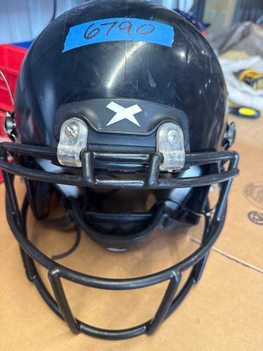USED XENITH X2E+ YOUTH FOOTBALL HELMET - LARGE - BLACK