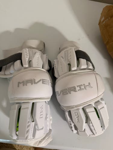 Extra Large Adult Maverik Max Arm Pads (Used)