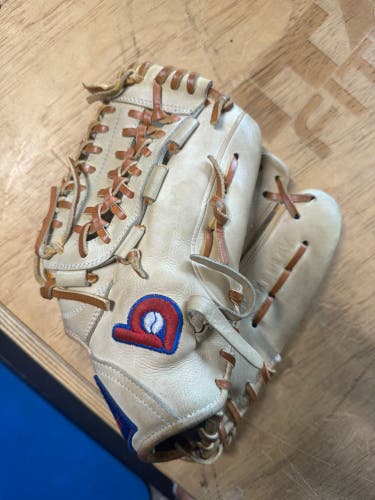 Next Play RH Outfield Baseball Glove 11.75" (Used)