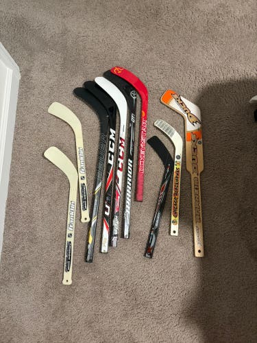 Mini hockey stick lot (Used)