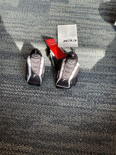 Youth Medium CCM Tacks Elbow Pads (New)