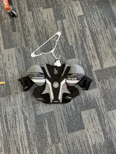 Small / Medium Youth Warrior Rise Shoulder Pads (New)