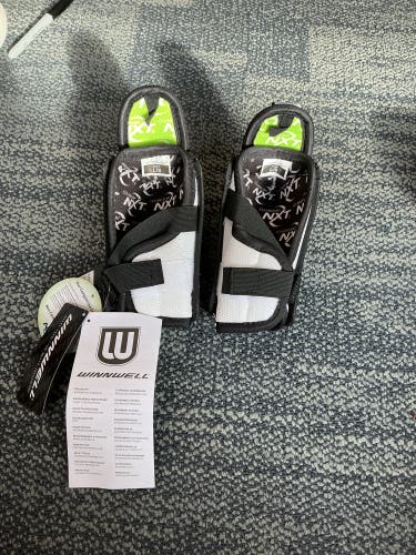 Junior Large Winnwell AMP 500 Elbow Pads (New)