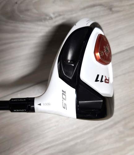 Men's TaylorMade R11 ASP Right Handed Driver Stiff Flex 10.5 Loft Graphite Shaft (Used)
