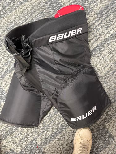 Senior Large Bauer Nsx Hockey Pants (New)