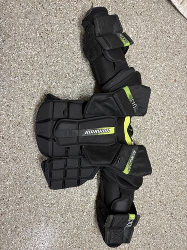 Medium Warrior Goalie RX4 Pro+ Chest Protector (lightly Used)
