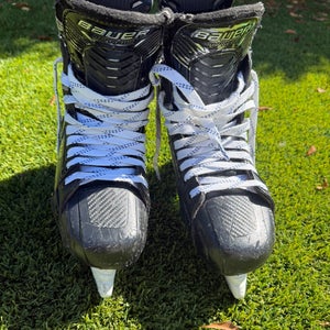 Black 2022 Bauer Supreme Mach Hockey Skates Narrow Width 6.5 (Used)