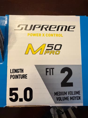 2025 Bauer Supreme M50 Pro Hockey Skates Size 5. Fit 2 w/ 2 sets of runners