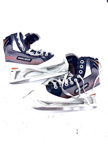 Used Bauer PERFORMANCE Intermediate Goalie Skate Intermediate 3.5 11860-C000312294