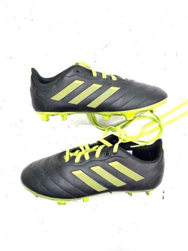 Used Adidas Soccer Cleats Black Junior 03 11860-S000312436