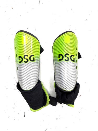 Used Dsg Soccer Shin Guards Youth Green MD 11860-S000312442