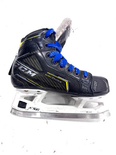 Used CCM 9370 Junior Goalie Skate Junior 01.5 11860-S000312636