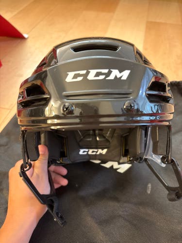 Medium CCM Tacks 310 Helmet (New)