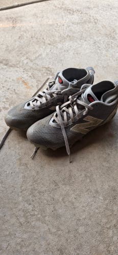 Men's Size M 10.0 (W 11.0) Adult New Balance (Used)