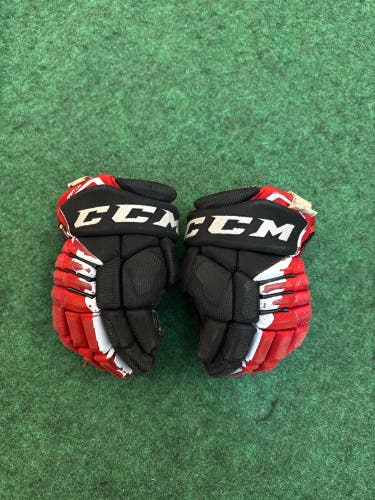 Black & Red Junior CCM JetSpeed FT4 Gloves 11" (Used)