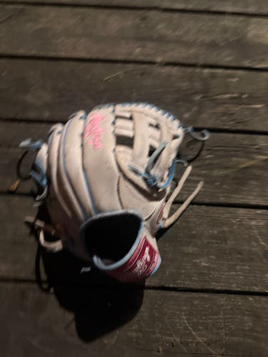 Rawlings Heart of the Hide RH Outfield Baseball Glove 12.75" (Used)