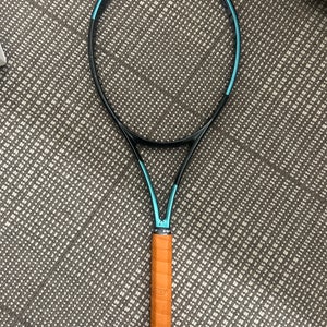 HEAD Gravity Tennis Racquet