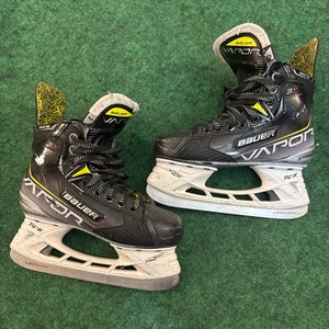 Junior Bauer Vapor 3X Hockey Skates (Regular) Size 2 (Used)