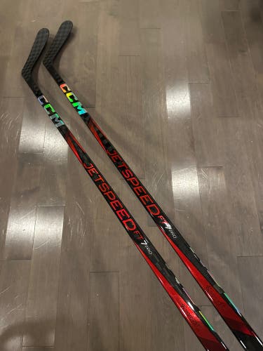 (2-pack) New Pro Stock CCM Jetspeed FT7 Pro P29 85 Flex