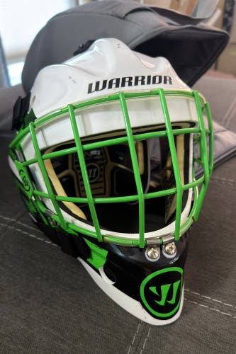 Youth Warrior R/F1 Goalie Mask (Used)