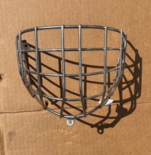 Senior CCM Goalie Mask (Used)