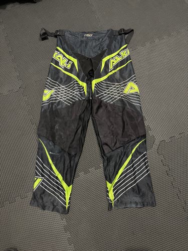 Alkali RPD Senior Medium Inline Roller Hockey Pants (Good Condition)