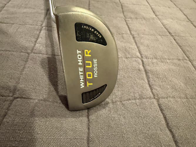 2008 Odyssey White Hot Tour Rossie Right Handed Putter 34" (Used)