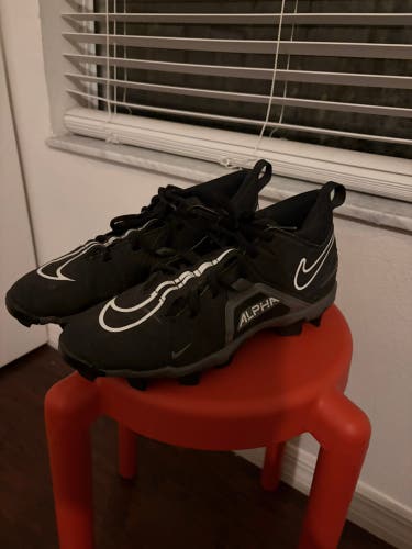 Men's Size M 9.5 (W 10.5) Nike ALPHA Mid Top (Used)