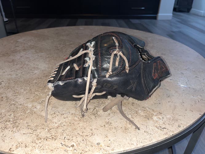 2024 44 Pro Custom LH Pitcher's Baseball Glove 12.25" (Used)