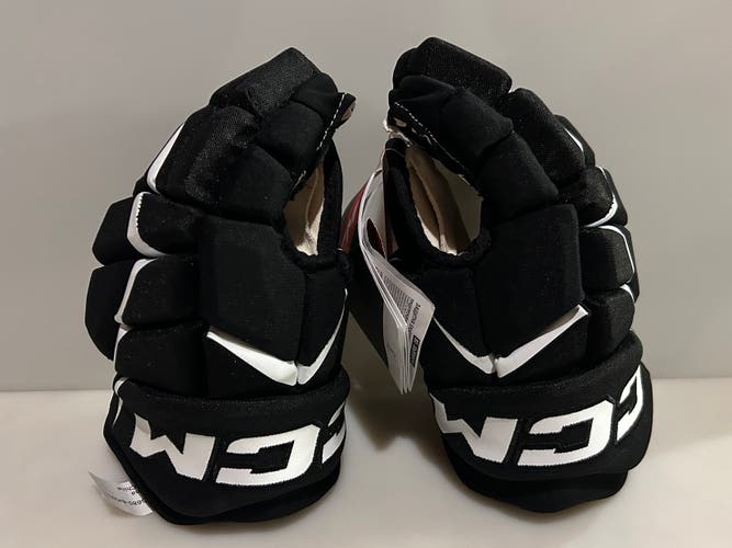 New CCM Jetspeed FT680 Black White Hockey Gloves - Size 11” NWT