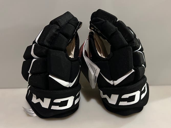 New CCM Jetspeed FT680 Black White Hockey Gloves - Size 12” NWT